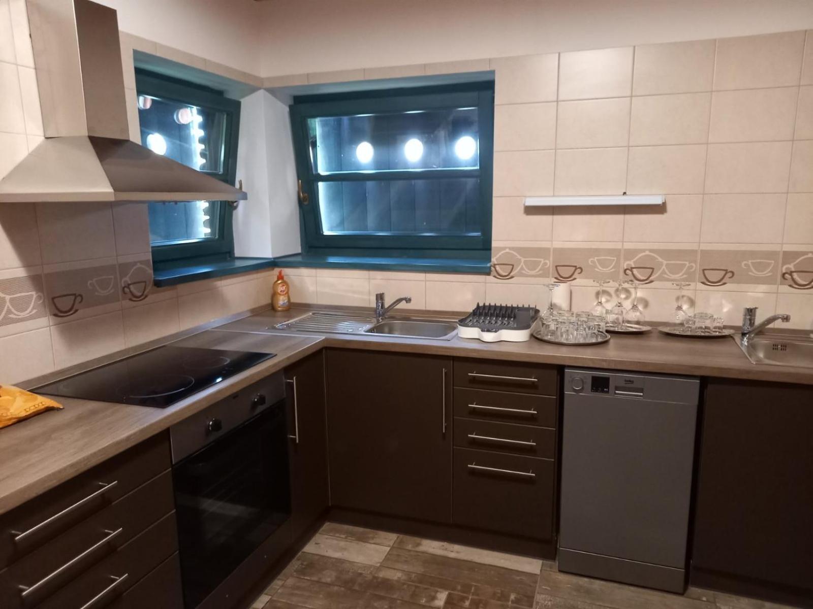 Hotel Vendeghaz Petoerke Bárdudvarnok Esterno foto