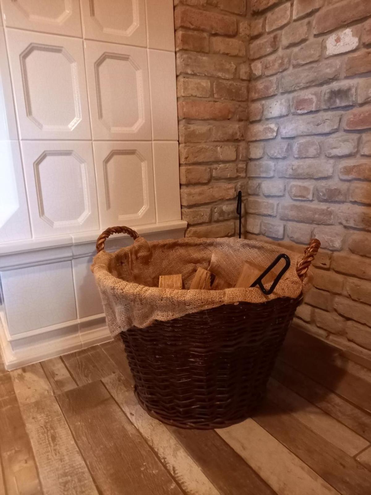 Hotel Vendeghaz Petoerke Bárdudvarnok Esterno foto